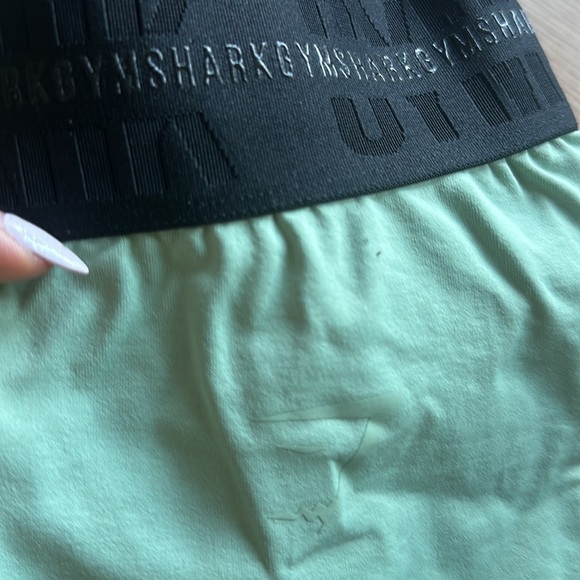 GYMSHARK 2 pc Set 💚🖤 - Picture 3 of 8